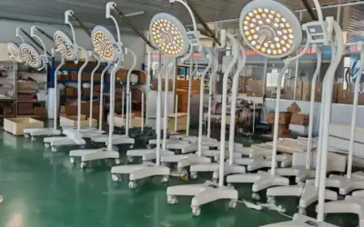 What are the different types of surgical lighting